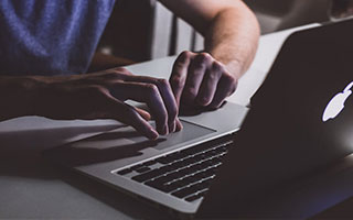 经济实惠，智能高效：i3电脑主机，让你的生活更精彩！